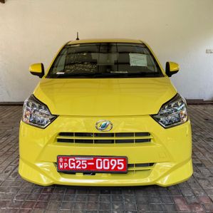 Daihatsu Mira ES X LTD 0KM 2023 - Image 3