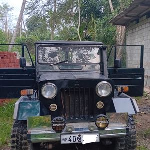 Mitsubishi 4DR 1970 - Image 2