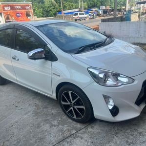 Toyota Aqua urban 2015 - Image 2