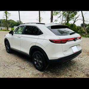 Honda Vezel X Hunt 2024 - Image 3