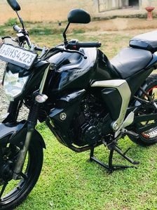 Yamaha FZ V2 2019