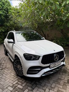 Mercedes Benz GLE 300D 2019