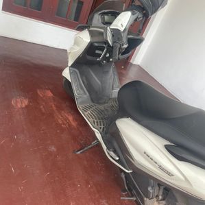 Suzuki Burgman 125 2019 - Image 2