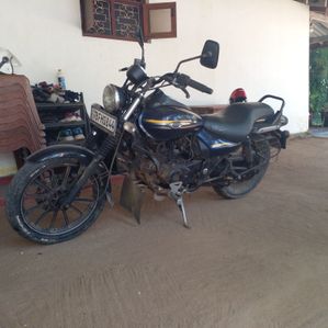 Bajaj Avenger 2017 - Image 3