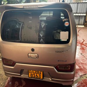 Suzuki Wagon R FX HATCH 2018 - Image 3