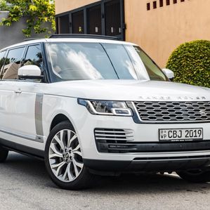 Land Rover Range Autobiography LWB 2019 - Image 2