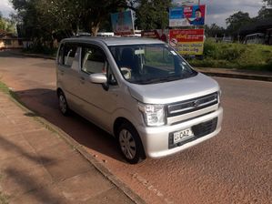 Rent A Car - Suzuki Wagon R