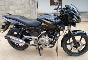 Bajaj Pulsar 150 2017