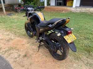 Yamaha FZ S 2013