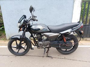 Bajaj Platina 100 2015