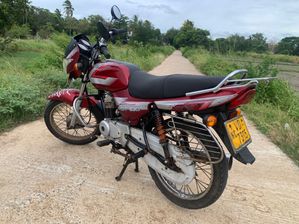 Bajaj CT100 2009