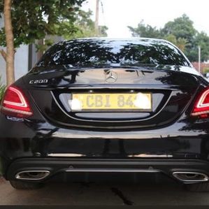 Mercedes Benz C200 AMG Premium 2019 - Image 3