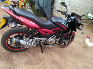 Bajaj Pulsar 150 2016