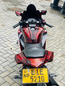 Yamaha R15 2019