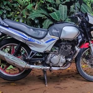 TVS Fiero 125 150cc 2005 - Image 2
