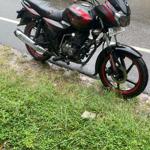 Bajaj Discover 125 2012 - Image 2