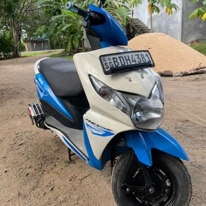 Honda Dio 2015 - Image 2