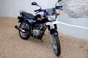 Bajaj CT100 2019
