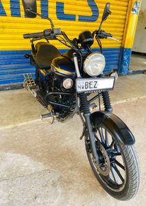 Bajaj Avenger Street 150 2017