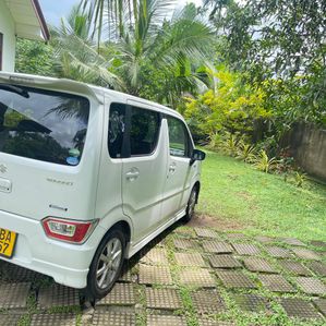 Suzuki Wagon R FZ 2017 - Image 3