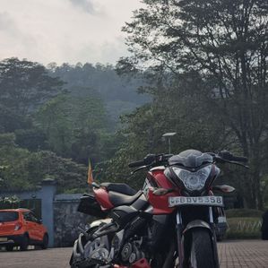 Bajaj NS 150 2016 - Image 3