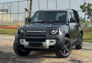 Land Rover Defender 110 Straight petrol 2023