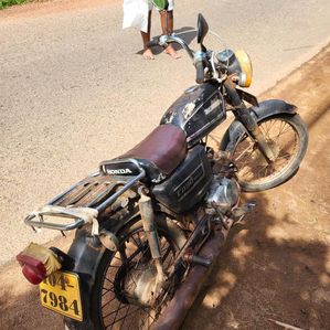 Honda CD 90 1989 - Image 2
