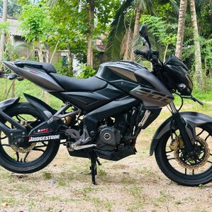 Bajaj Pulsar NS200 2020 - Image 2
