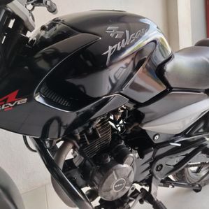 Bajaj Pulsar 135 135LS 2011 - Image 3