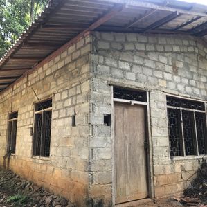පිළිමතාලාව ගගුල්දෙණිය අඩක් නිමකල ඉඩම සමග නිවස - Image 3