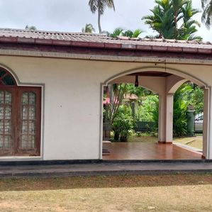 Land with House for Sale in Pamunugama - Image 2