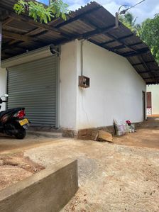 Land with House for Sale Katupitiya