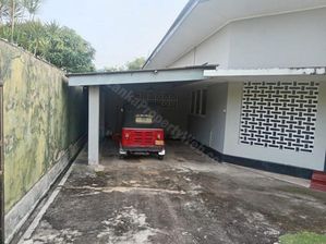 Ratmalana - 31.24 Perch Commercial Land with an Old House for Sale