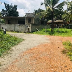 Land for sale in Athurugiriya - Image 3
