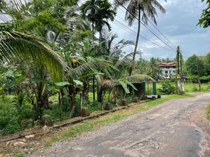 Land for sale in yakkala