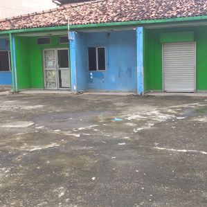 Bare Land with An Old House for Sale in Colombo 4 - Image 3