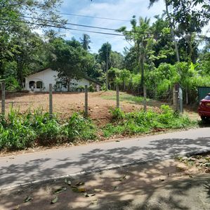 Valuable Land for Sale in Kadawatha Town - Image 2