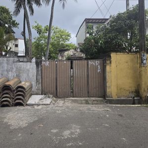 Prime Land for Sale in Dehiwala – 5 Perches - 5.5 Million per Perch - Image 2