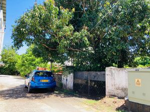 Bare land for sale off Vajira Road Colombo 5